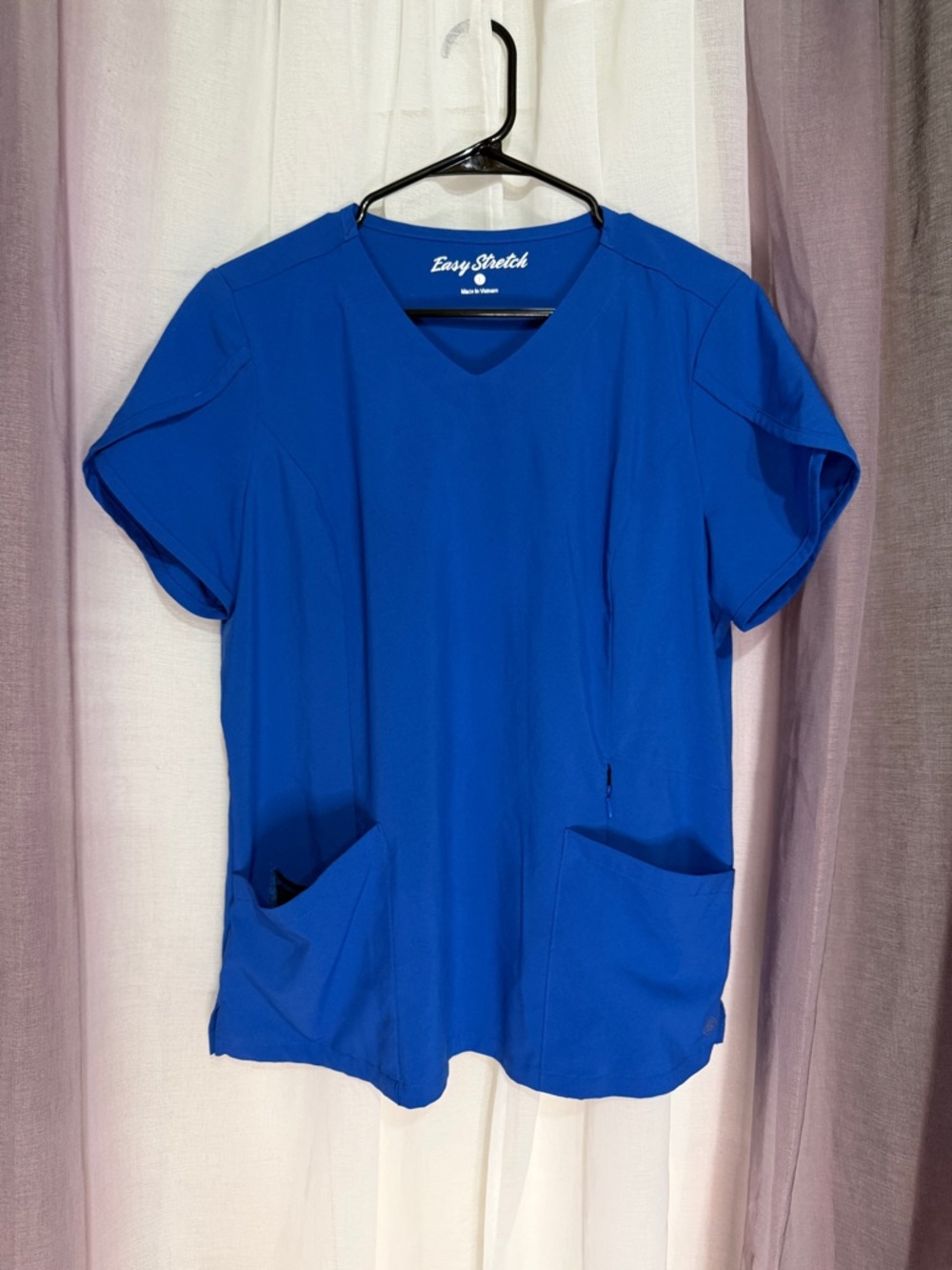 Easy Stretch Women's V-Neck Scrub Top in Royal Blue